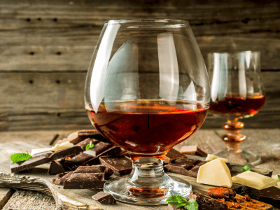 Купити коньяк на розлив 5 літрів: 12 неповторних смаків Купити коньяк на розлив 5 літрів: 12 неповторних смаків